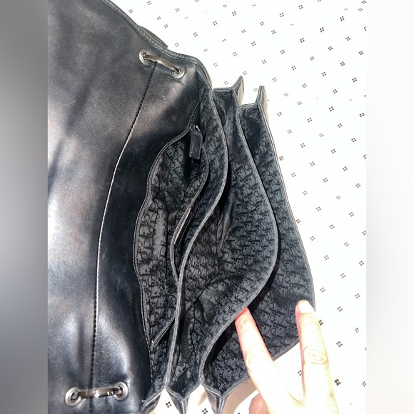 Dior 2002 Admit It black leather bag - in great condition! - Picture 8 of 14